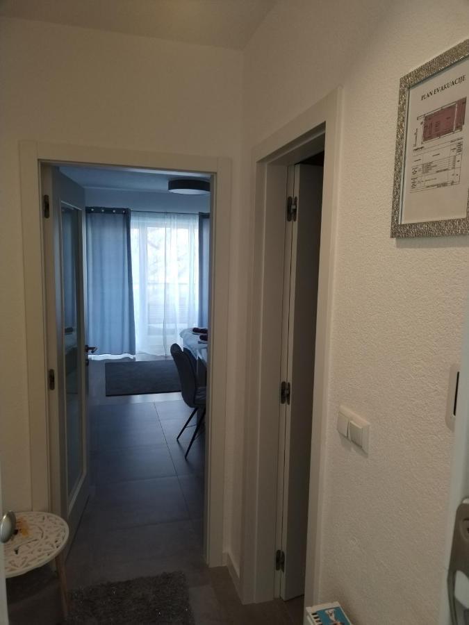Studio Apartman Implex Apartment Dakovo Ngoại thất bức ảnh